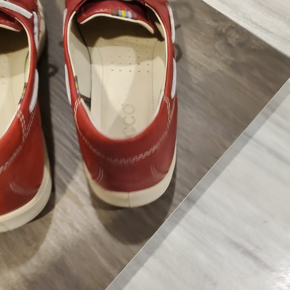 Ecco Women's Vibrant Red Leather Flats Size 39 - Picture 7 of 12